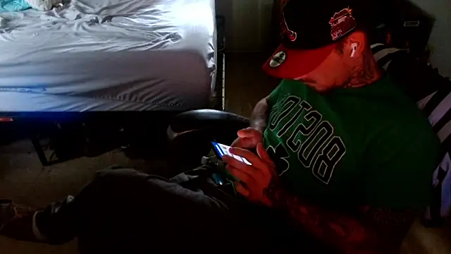Snapshot of DADDY_KANE8--- chatting on 05/13/26, 06:38 DADDY KANE8--- online show from 05/13/26, 06:38