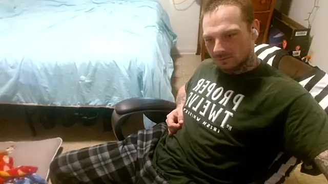 Snapshot of DADDY_KANE8--- chatting on 05/17/26, 01:07 DADDY KANE8--- online show from 05/17/26, 01:07