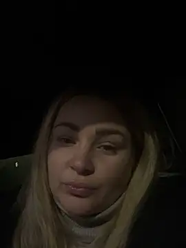 Snapshot of SabrinaBacker chatting on 12/18/24, 02:49 SabrinaBacker online show from 12/18/24, 02:49