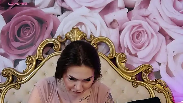 HessaHessy online show from 04/18/26, 07:07