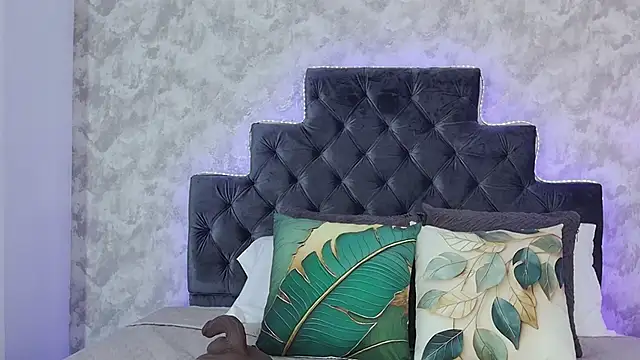 elizabeth coleman online show from 04/08/26, 09:48