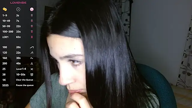 mia  lopez  online show from 12/06/24, 11:25