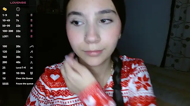 mia  lopez  online show from 12/30/24, 11:28