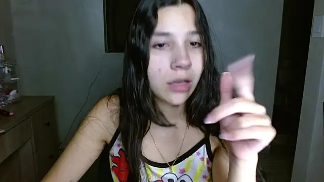 Snapshot of mia__lopez_ chatting on 06/21/26, 04:59 mia lopez online show from 06/21/26, 04:59