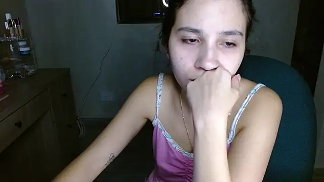 Snapshot of mia__lopez_ chatting on 07/10/26, 04:06 mia lopez online show from 07/10/26, 04:06