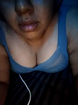 Snapshot of FerLu8 chatting on 04/10/26, 05:01 FerLu8 online show from 04/10/26, 05:01