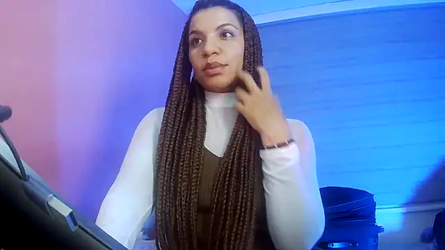 Snapshot of gatubelahot chatting on 06/21/26, 05:32 gatubelahot online show from 06/21/26, 05:32