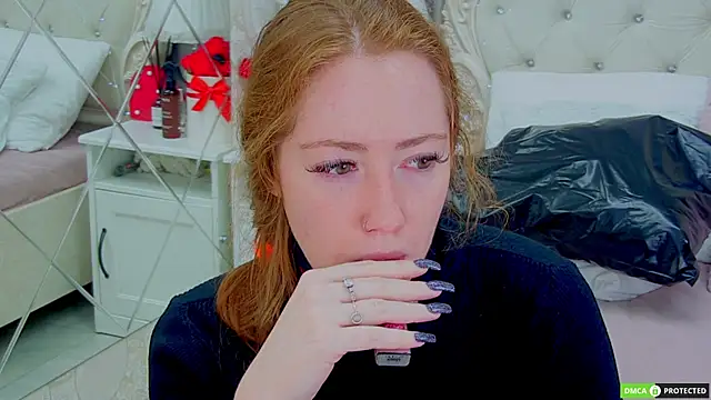 TinaBrook online show from 11/05/25, 03:06