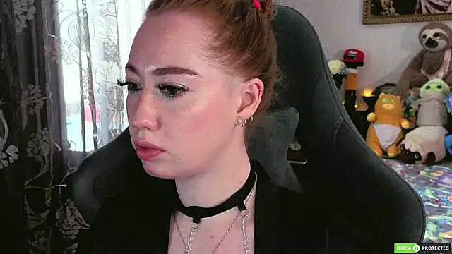 TinaBrook online show from 04/30/26, 05:14