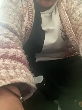 iloss2 online show from 02/11/25, 06:08