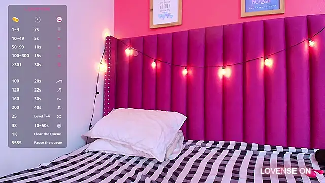 kinkylittlegirll online show from 12/17/24, 06:02