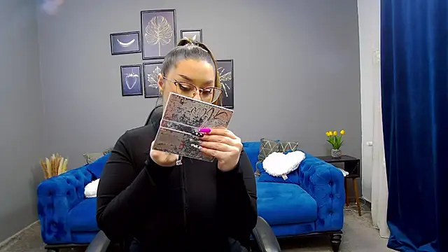 Snapshot of Katewalker_ chatting on 02/06/25, 06:13 Katewalker online show from 02/06/25, 06:13