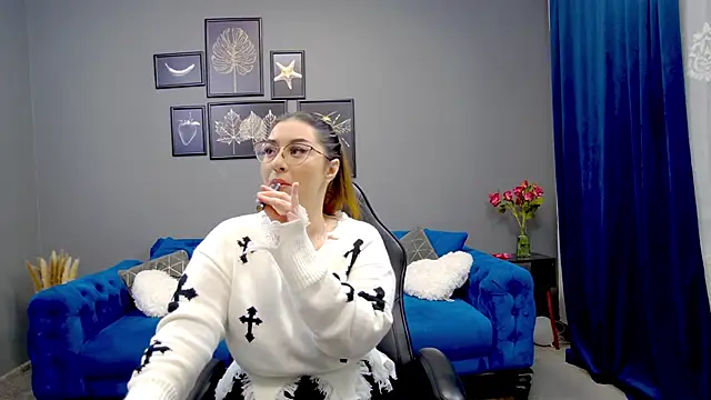 Snapshot of Katewalker_ chatting on 03/11/25, 06:08 Katewalker online show from 03/11/25, 06:08