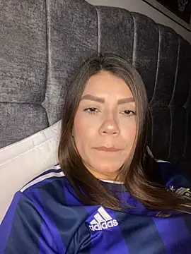 martina contreras online show from 11/28/25, 05:10