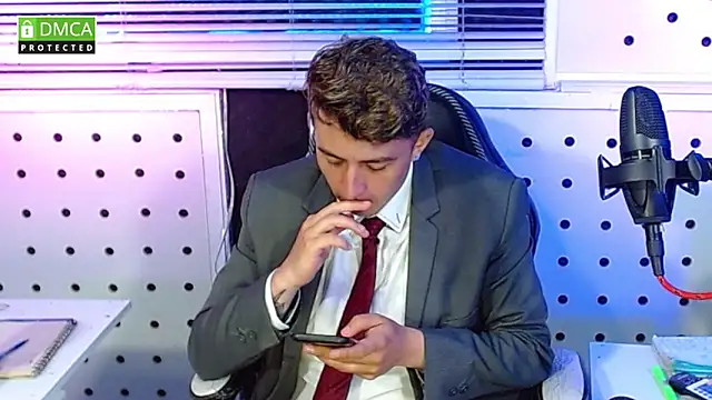 Darko0717 online show from 10/23/25, 01:54