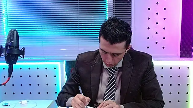 Snapshot of Darko0717 chatting on 05/02/26, 01:05 Darko0717 online show from 05/02/26, 01:05