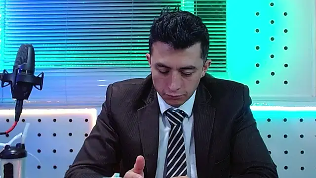 Snapshot of Darko0717 chatting on 05/12/26, 10:34 Darko0717 online show from 05/12/26, 10:34