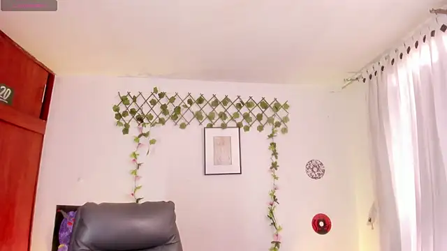 Cata green online show from 11/12/25, 08:08