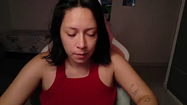 MommyMiaWs online show from 06/05/26, 03:18