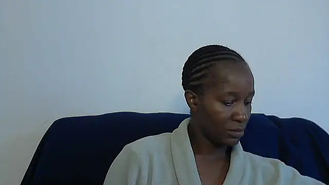 sluttylaura21 online show from 03/21/25, 08:06