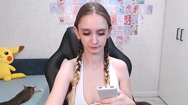 Jackie Morgan online show from 03/11/25, 12:33