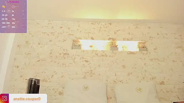 anette cooper online show from 02/24/25, 10:26