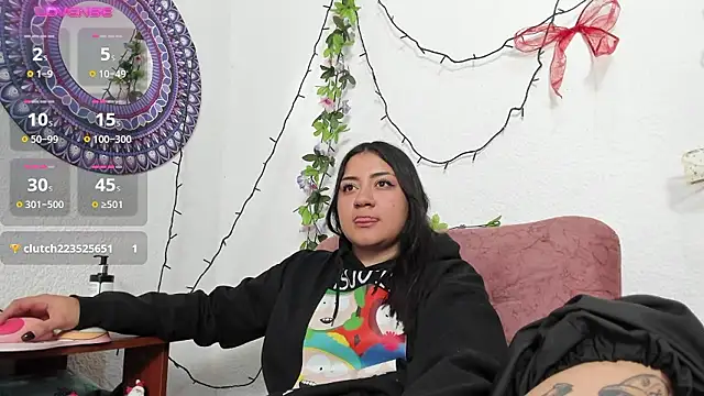 Hanna moore1 online show from 12/06/24, 09:46