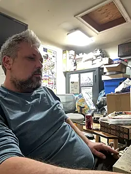 Snapshot of tank32s chatting on 03/12/25, 06:40 tank32s online show from 03/12/25, 06:40