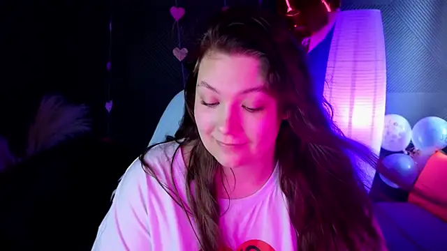 DjennaPalme online show from 02/18/25, 03:21