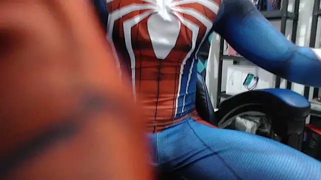 Snapshot of DinoZero chatting on 02/11/26, 03:22 DinoZero online show from 02/11/26, 03:22