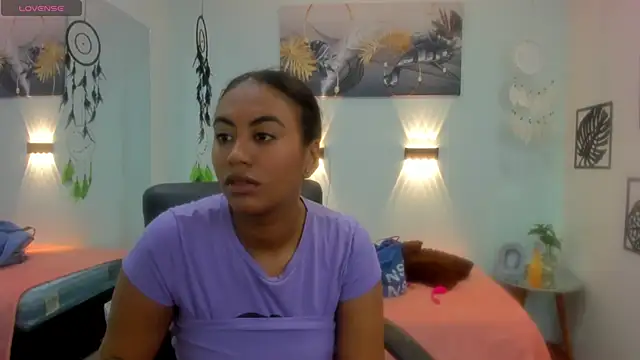 Snapshot of tracycum chatting on 01/28/25, 05:24 tracycum online show from 01/28/25, 05:24