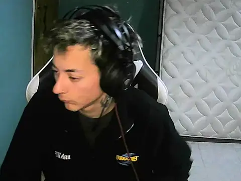 Snapshot of Jughead_16 chatting on 09/21/25, 02:35 Jughead 16 online show from 09/21/25, 02:35