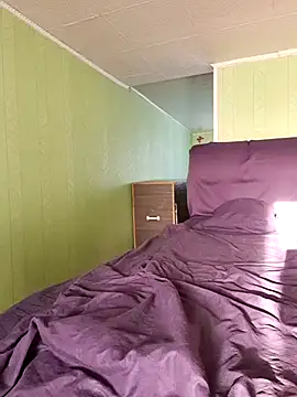 KiraXTender online show from 02/03/26, 02:21