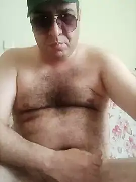 Snapshot of fraud705 chatting on 03/18/25, 01:20 fraud705 online show from 03/18/25, 01:20