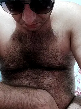 Snapshot of fraud705 chatting on 10/05/25, 03:16 fraud705 online show from 10/05/25, 03:16