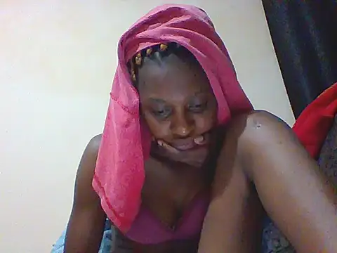 Snapshot of sabssexy chatting on 04/18/26, 09:26 sabssexy online show from 04/18/26, 09:26