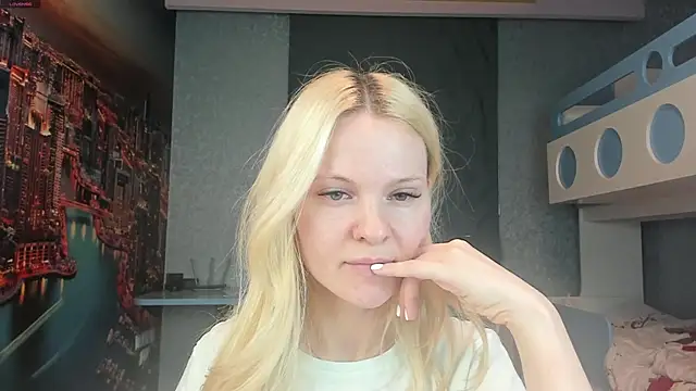 Snapshot of Masha_2002 chatting on 05/05/26, 07:44 Masha 2002 online show from 05/05/26, 07:44