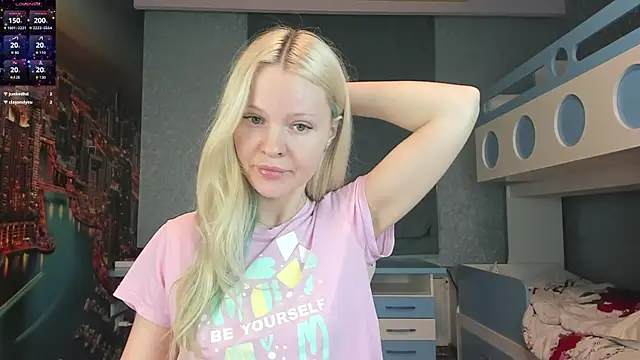 Snapshot of Masha_2002 chatting on 06/06/26, 06:01 Masha 2002 online show from 06/06/26, 06:01