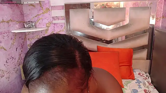 Snapshot of EBONNYGODDESXXX chatting on 11/23/25, 12:05 EBONNYGODDESXXX online show from 11/23/25, 12:05