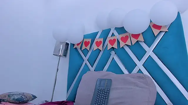 veronica salas online show from 02/19/26, 08:16