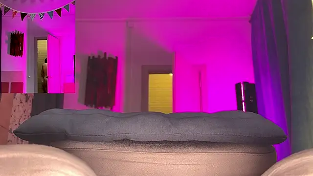 Farmer James online show from 04/11/26, 04:55