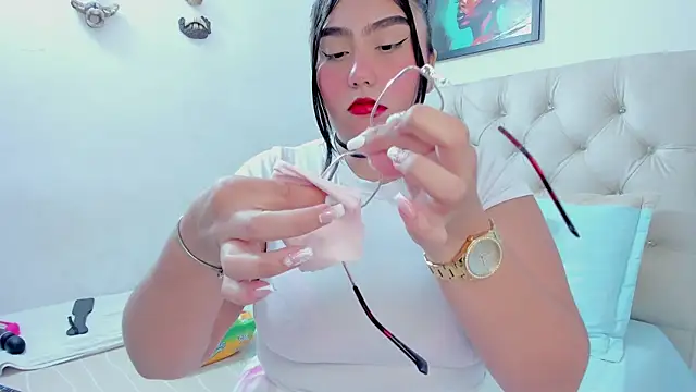 NayaWayne online show from 03/05/25, 02:34