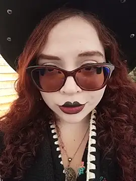 alicce moon  online show from 06/27/26, 03:39