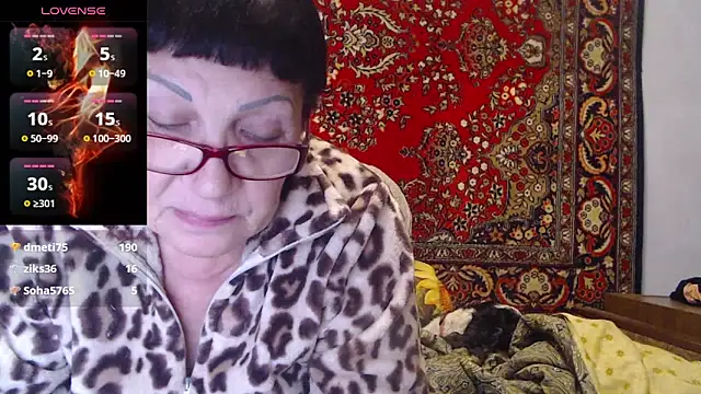 Sandra Carina online show from 10/24/25, 03:41