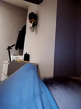 Snapshot of Alainsolo chatting on 09/12/25, 10:54 Alainsolo online show from 09/12/25, 10:54