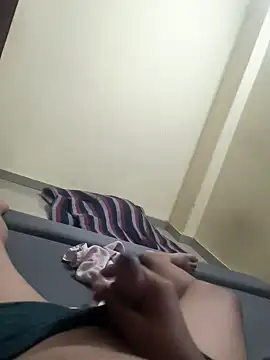 rajstrip12650 online show from 09/27/25, 04:34