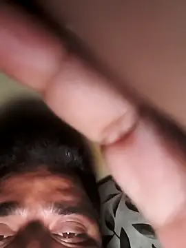 rajstrip12650 online show from 04/04/26, 10:07