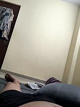 rajstrip12650 online show from 04/08/26, 05:46