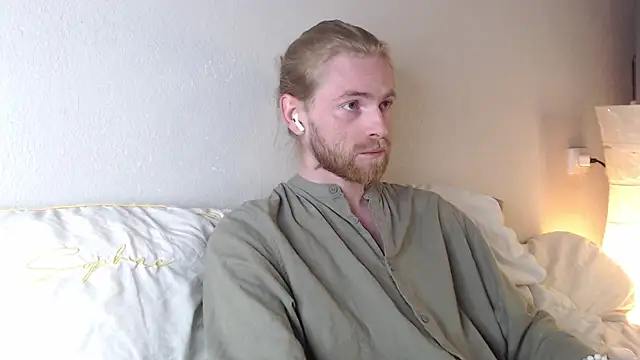 Damien Bi online show from 10/21/25, 05:46