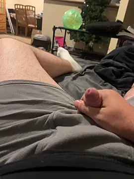 Snapshot of sexydadbod1 chatting on 09/12/25, 04:45 sexydadbod1 online show from 09/12/25, 04:45